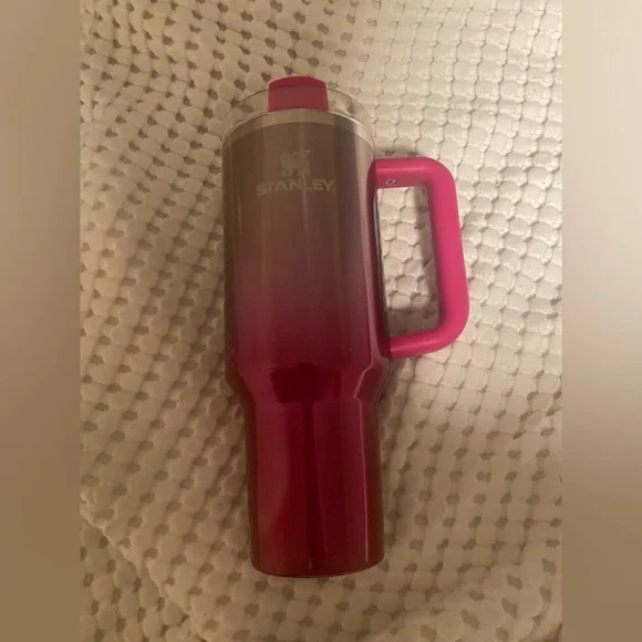 💖Stanley 40oz Quencher Camelia Gradient💖 - Picture 2 of 10